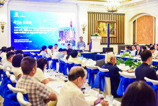 Tọa đàm xây dựng TP Hồ Chí Minh thành trung tâm dịch vụ cao cấp