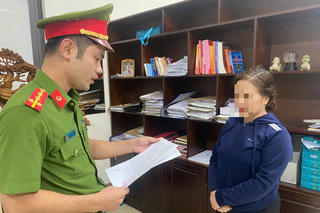 Khởi tố nữ Giám đốc công ty quản lý chợ đầu mối ở Thanh Hoá