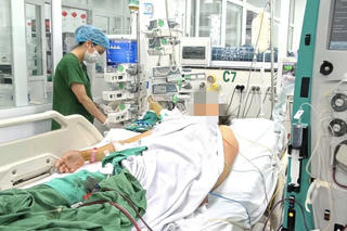 Nhiều trường hợp sốt xuất huyết nguy kịch chỉ sau vài ngày