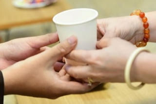 Sự kiên nhẫn và thông cảm là yếu tố quan trọng trong cuộc sống và mọi mối quan hệ