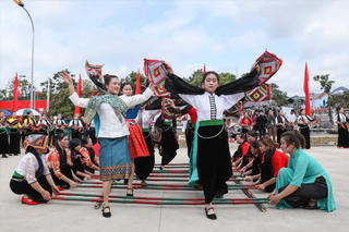 Sắc màu văn hóa các dân tộc tại 'Festival Tinh hoa Tây Bắc - Điện Biên năm 2025'