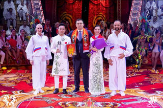 Màn đu dây đôi “Duo Love” dành Huy chương bạc Liên hoan Xiếc Quốc tế