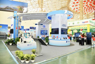 Tập đoàn VNPT được trao giải thưởng "Không gian trưng bày tiêu biểu" tại Triển lãm Triển lãm thành tựu đất nước