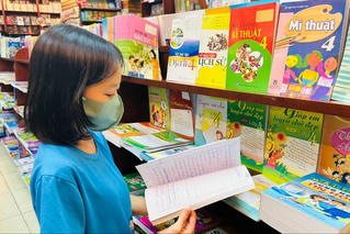 Thống nhất dùng một bộ sách giáo khoa từ 2026 - 2027, miễn phí từ năm 2030