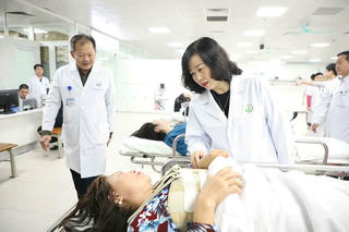 Bộ trưởng Bộ Y tế Đào Hồng Lan nói về chính sách miễn viện phí 