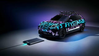 Ra mắt sạc không dây cho xe điện, giá có thể lên tới 8.000 USD
