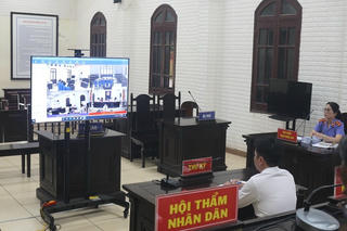 5 án chung thân cho nhóm người Lào vận chuyển gần 100kg ma túy tại Quảng Trị