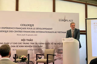 Trung tâm tài chính quốc tế tại Việt Nam: Cần môi trường pháp lý cạnh tranh để thu hút