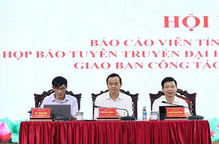 Đại hội đại biểu Đảng bộ tỉnh Hà Tĩnh lần thứ XX có hơn 400 đại biểu chính thức