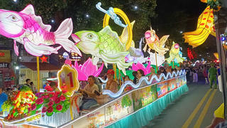 Tuyên Quang: Điều chỉnh thời gian diễu diễn các mô hình đèn Trung thu