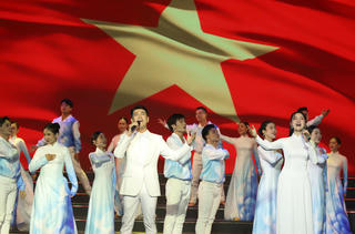 Những nghệ sĩ giữ hồn dân tộc