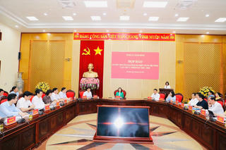 Đại hội đại biểu Đảng bộ tỉnh Ninh Bình lần thứ I diễn ra trong 2 ngày 30/9 và 1/10 