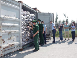 Bắt giữ gần 30 tấn phế liệu nhập lậu nguy cơ gây ô nhiễm môi trường ở Hải Phòng
