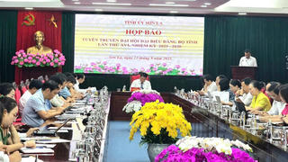 Đại hội đại biểu Đảng bộ tỉnh Sơn La có 400 đại biểu chính thức, 3 đại biểu đại diện cho khối doanh nghiệp