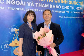 Trung tâm tài chính quốc tế tại Việt Nam: Cần một lộ trình phát triển theo các giai đoạn cụ thể