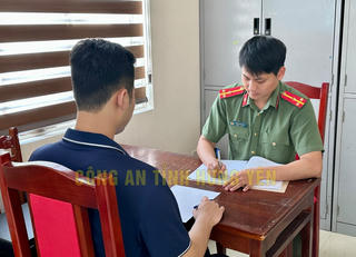 Công an tỉnh Hưng Yên khởi tố cặp vợ chồng tổ chức đánh bạc 