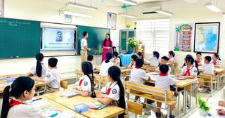 Bộ GD-ĐT điều chỉnh quy định về chi trả tiền lương dạy thêm giờ cho giáo viên
