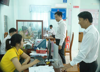 Xã Đất Mũi, tỉnh Cà Mau: Xây dựng chính quyền hai cấp, thúc đẩy chuyển đổi số ở cơ sở