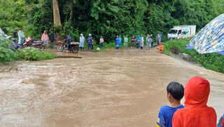 Bão số 10 (Bualoi) áp sát Biển Đông, Quảng Trị mưa lớn diện rộng