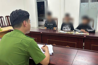 Lợi dụng bão số 10, nhóm thiếu niên trộm két sắt lấy hơn 55 triệu đồng