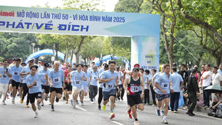 Hơn 3.000 vận động viên thi chung kết Giải chạy Vì hòa bình 2025