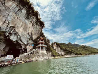 Chốn thiêng Thác Bờ trên dòng Đà Giang