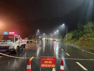 Nguy cơ lũ quét, sạt lở đất: Lào Cai triển khai ứng phó khẩn