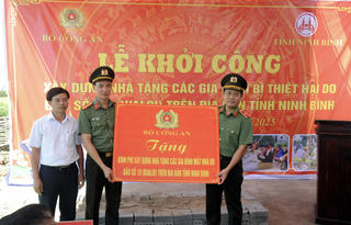 Bộ Công an tổ chức khởi công xây dựng tặng nhà cho các gia đình ở Ninh Bình bị ảnh hưởng do bão số 10