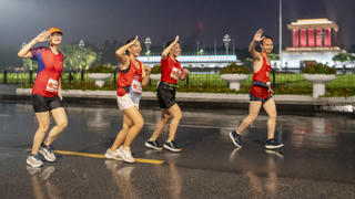 Hơn 13.000 vận động viên cùng "Bước chạy vì một Việt Nam vượt trội"