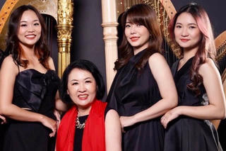 Hạc cầm và mỹ nhân