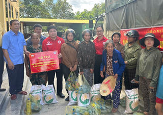 Quảng Ninh hỗ trợ nhu yếu phẩm đến Nhân dân bị ảnh hưởng bởi bão số 10 tại Nghệ An, Thanh Hóa