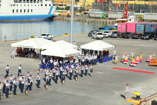 Tàu CSB 8002 cập cảng Cebu, Đoàn công tác Cảnh sát biển Việt Nam bắt đầu chuyến thăm, làm việc tại Philippines