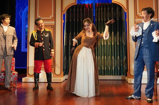  Vở hài kịch “Mặc cha sự đời” cười mà ngẫm