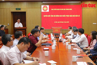 Ban Tuyên giáo và Dân vận Trung ương quyên góp hỗ trợ đồng bào khắc phục hậu quả bão lũ