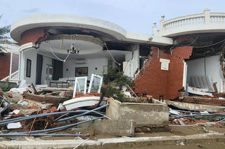 Hàng loạt căn biệt thự tan hoang: Sở Xây dựng Hà Tĩnh đang lập đoàn kiểm tra