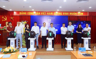 Hà Nội ra mắt 9 tính năng mới trên ứng dụng iHanoi, triển khai mô hình hành chính công hiện đại tại cơ sở