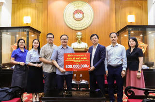 Bảo Tín Minh Châu ủng hộ 800 triệu đồng hỗ trợ đồng bào miền Bắc khắc phục hậu quả sau bão số 11