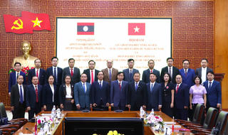 Hội đàm giữa Đoàn đại biểu tỉnh Lai Châu với Đoàn đại biểu tỉnh U Đôm Xay