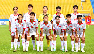 U17 nữ Việt Nam thắng đậm Guam 