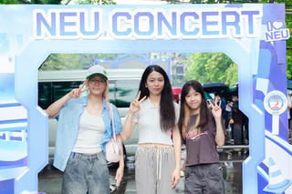 Sân chơi âm nhạc bùng nổ của sinh viên Đại học Kinh tế Quốc dân