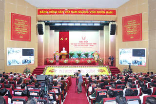 Hà Tĩnh vinh danh 100 điển hình xuất sắc trong phong trào thi đua yêu nước