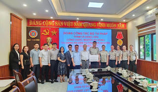 Bộ Tư pháp chung tay khắc phục bão lũ tại Thái Nguyên