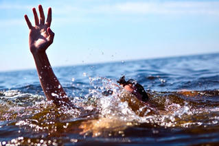 2 trẻ tử vong do ngã xuống ao, bác sĩ khuyến cáo cách phòng đuối nước