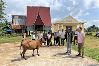 Nhận diện “yếu tố tâm lý xã hội” để thoát nghèo bền vững