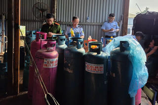 Liên ngành Hà Nội phát hiện cơ sở sang chiết, kinh doanh khí LPG trái phép quy mô lớn