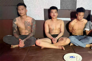 Quán karaoke 'chui' tổ chức cho khách 'bay lắc' ở Hà Nội