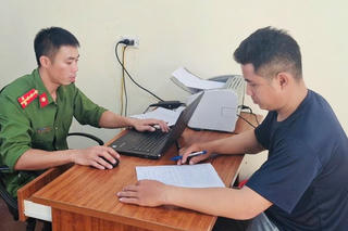 Khởi tố đối tượng dùng thủ đoạn 'mua hàng giúp dân' để lừa chiếm tài sản