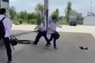 Điểm tin Pháp luật 17/10: Nam sinh lớp 12 ở Thanh Hóa bị bạn cùng trường đâm tử vong