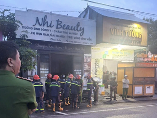 Điều tra vụ cháy nhà trong đêm khiến 4 người thương vong