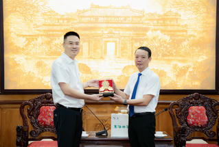 Xúc tiến mở đường bay Huế - Thâm Quyến